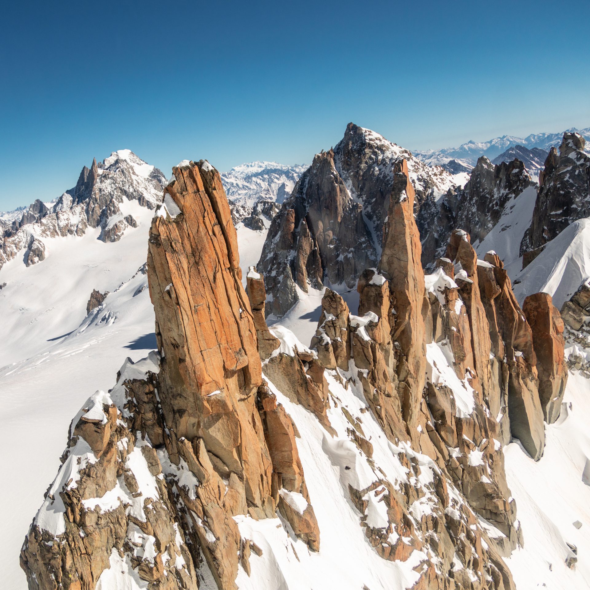 HELIGUIDES_COURMAYEUR_DENTE DEL GIGANTE