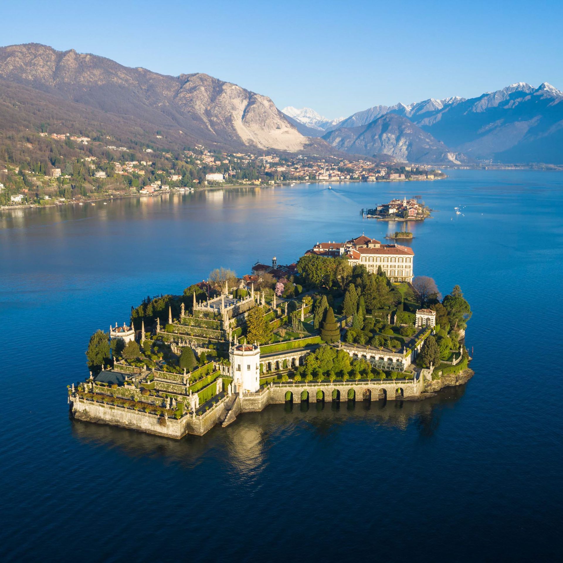 Lago-Maggiore-squared